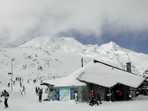 Ruapehu in winter ski resort